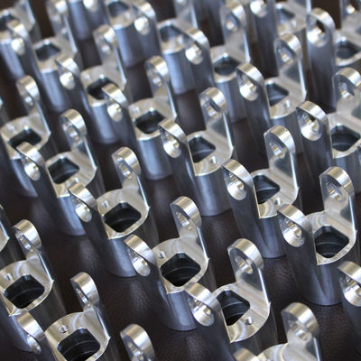 Snelle CNC van het hoge Precisiealuminium Delen met Brede Oppervlakte het Eindigen Opties