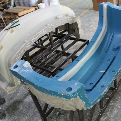 Reactieinjectie het Vormen RIM Large Bumper Parts For Auto-industrie Laag Volume Productie