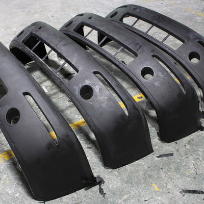 Reactie eindigt de Plastic Injectie het Vormen RIM Automotive Parts Deburring Painting Oppervlakte