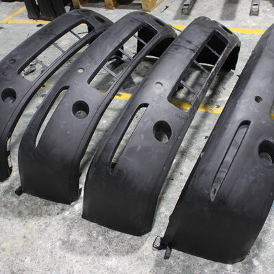 OEM ODM Reactieinjectie het Vormen RIM Large Parts For Car Front Bumpers
