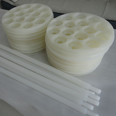 CNC het Malen die CNC Plastic Delen machinaal bewerken die Zandstralenoppervlakte schuren eindigt
